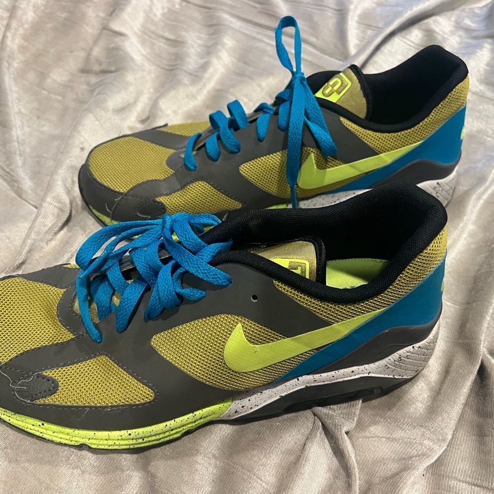 Nike Air 180 Lime and Teal Running Shoes